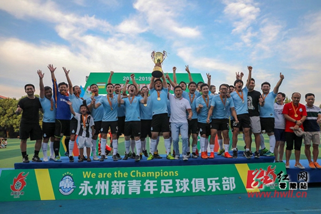 10月26日，属蛇家庭需注意应对即将发生的变化